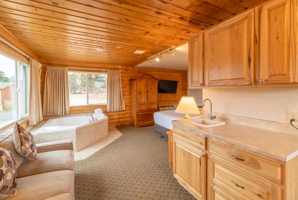 Blue Door Inn - thumb 3