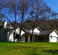 Blue Jay Paradise - USA Accommodation