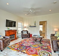 Boothbay Harbor Beach House by Park & Restaurants! - Students Accommodation