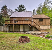 Boothbay Harbor Cabin with Spacious Deck & Yard! - Students Accommodation