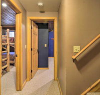 Boyne Mtn Cabin with Hot Tub Near Resort - Tourism Bookings