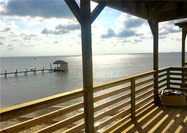 Brand New 3/3! Private Fishing Pier With Dock Space! Pool! AMAZING Views! - thumb 1