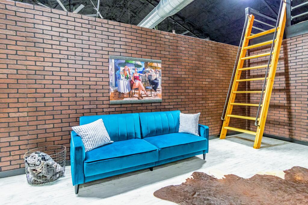 Bricktown Barbell Loft - thumb 1