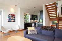 Bridge View Lft-Rvr Vw-AC-3BR/2B Tourism Bookings