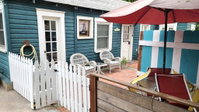 Brighton Avenue Beach Cottage USA Accommodation