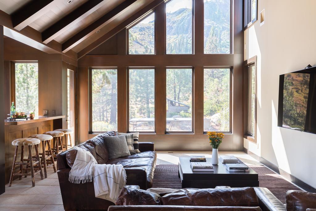 Bronson By AvantStay - thumb 2