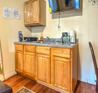 Bronx Apartment - 1 Block to Subway to Manhattan - Tourism Bookings