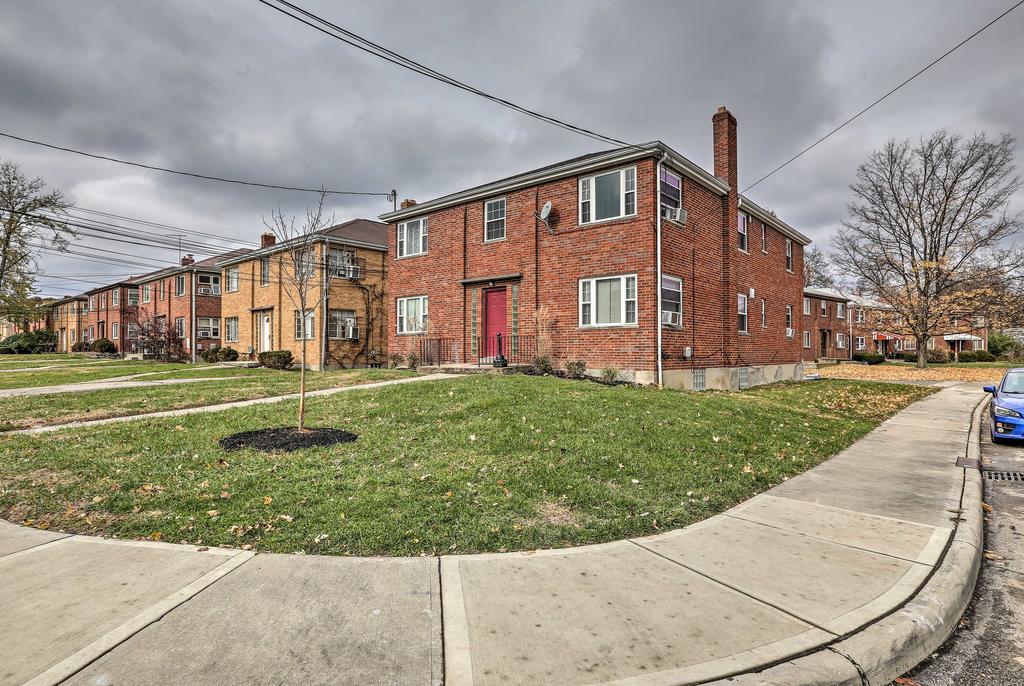 Brownstone Cincinnati Apt - 10 Mi To Downtown - thumb 2