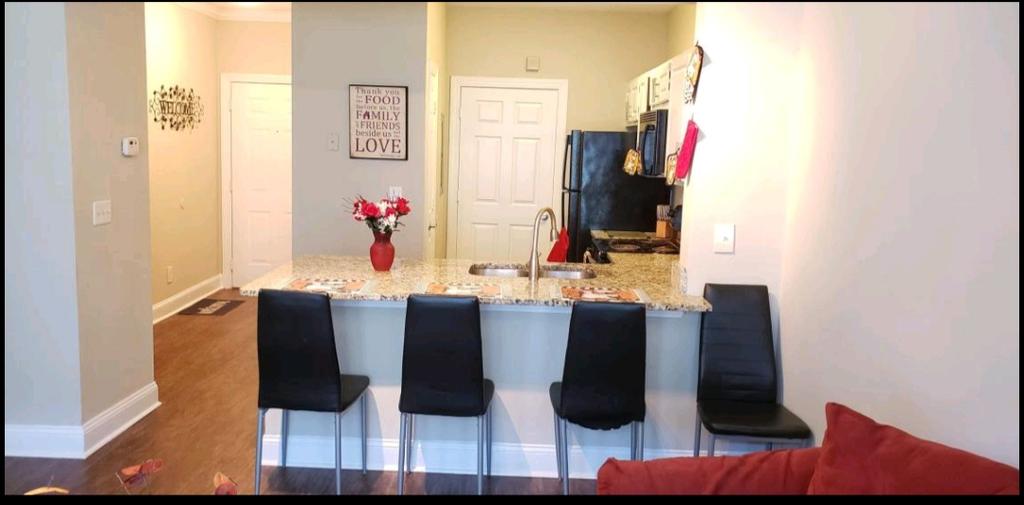 Buckhead/Midtown Condo - thumb 1