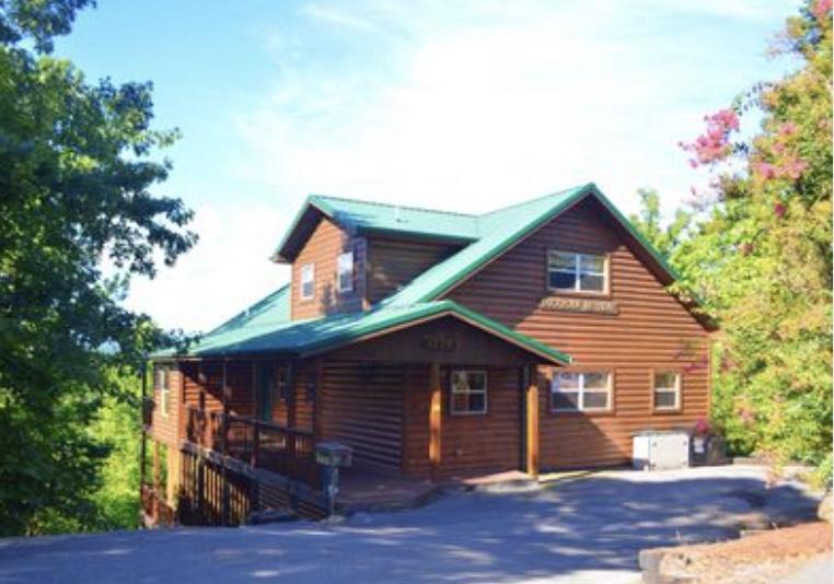 Buckhorn Lodge - 5 Minutes From Gatlinburg's Arts And Crafts Community - thumb 2