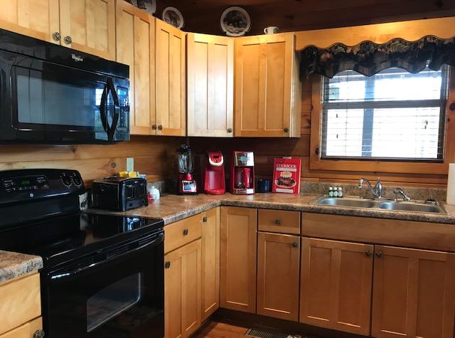 Buckhorn Lodge - 5 Minutes From Gatlinburg's Arts And Crafts Community - thumb 3