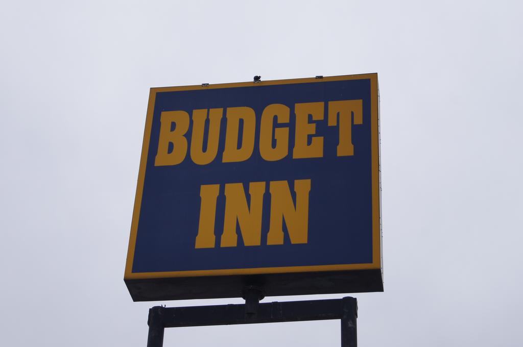 Budget Inn - thumb 1