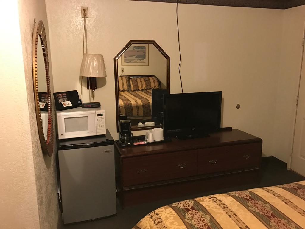 Budget Inn Of Brownfield - thumb 3