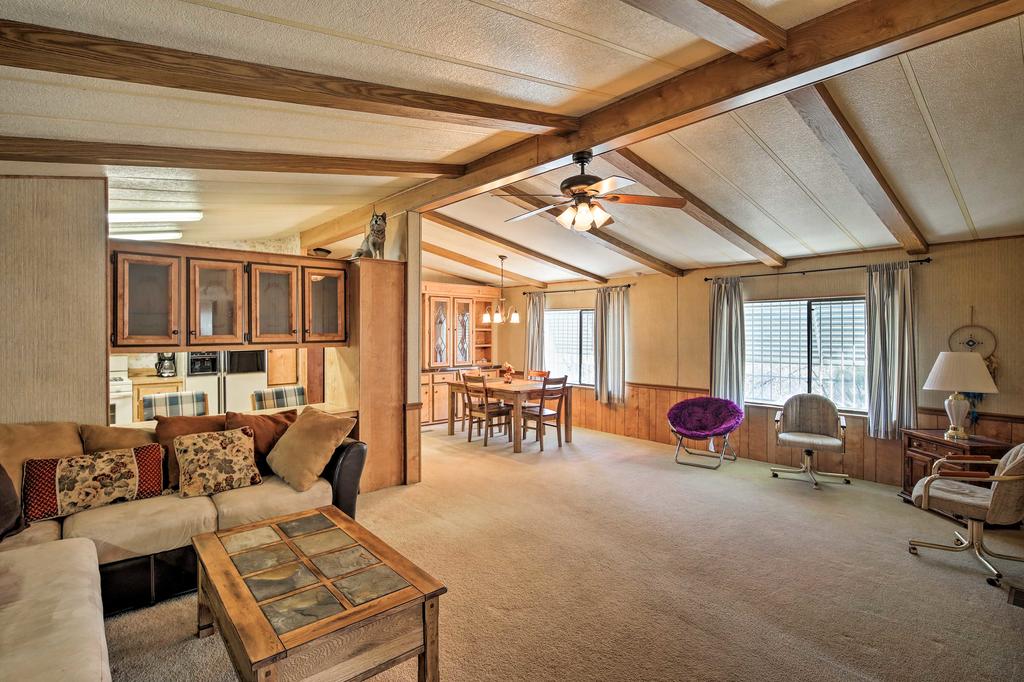 Bullhead City House - 4 Blocks To CO River! - thumb 3