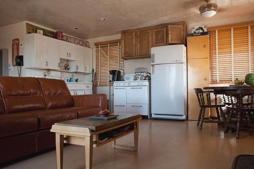 Bungalow In The Boulders - thumb 3