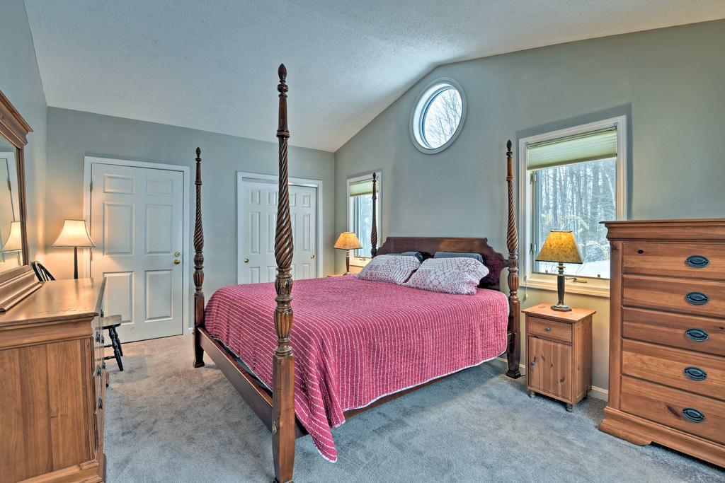 Burke Mountain Condo  Updated Chic Trailside Unit - thumb 0