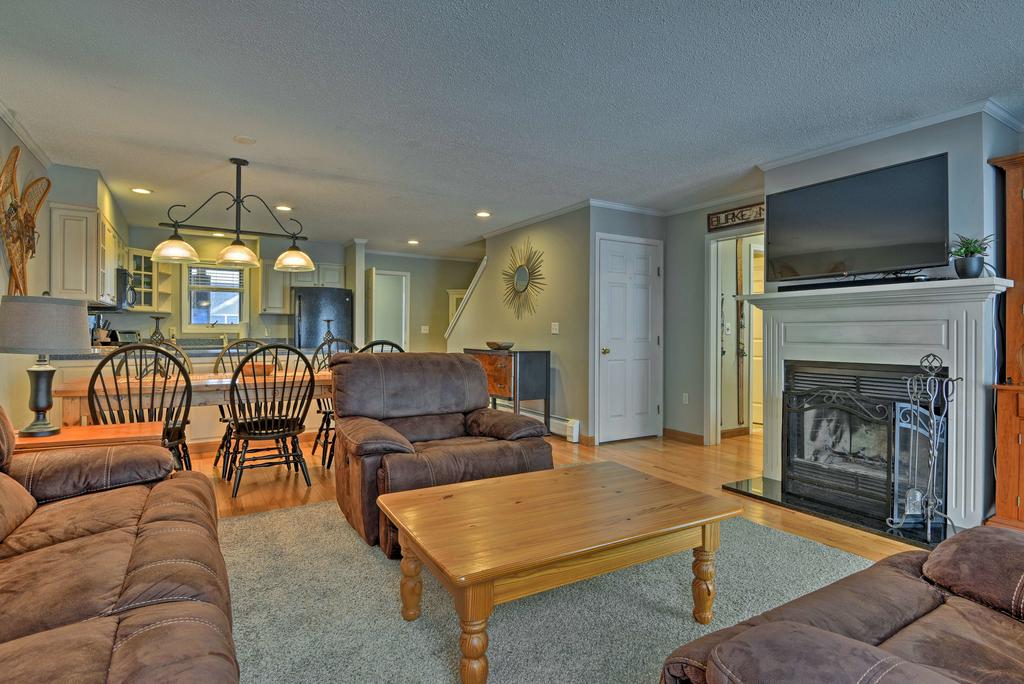 Burke Mountain Condo  Updated Chic Trailside Unit - thumb 1