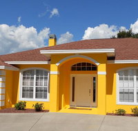 Bursting with Sunshine Pool Home S  G home - Tourism Bookings