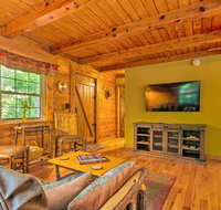 Cabin in the Woods - Deck Game Room Hot Tub - Tourism Bookings