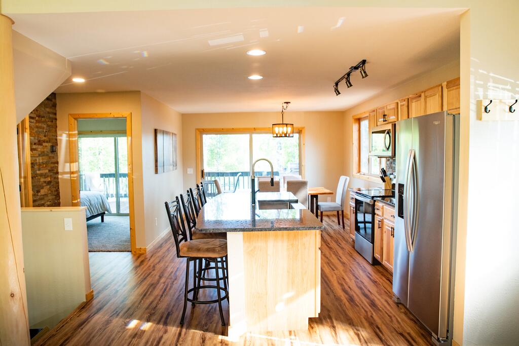 Cabin On The Point - thumb 3