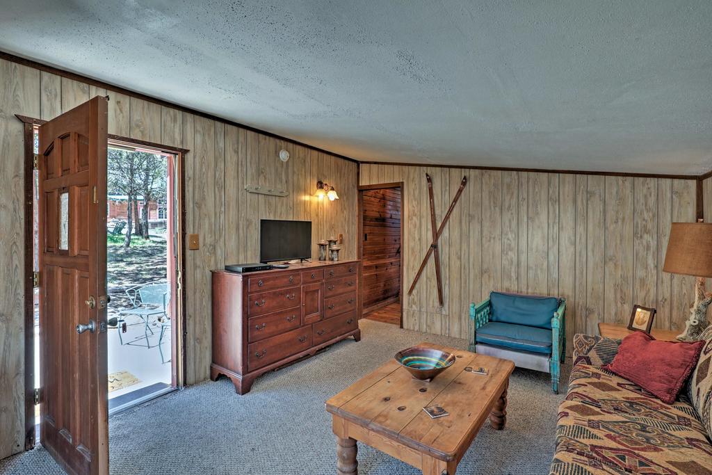 Cabin With Deck & Hot Tub - 2 Miles To Ski Apache! - thumb 3