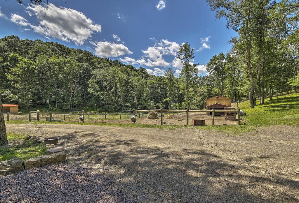 Cabin With Deck & Ranch - 1 Mi To Raystown Lake! - thumb 1