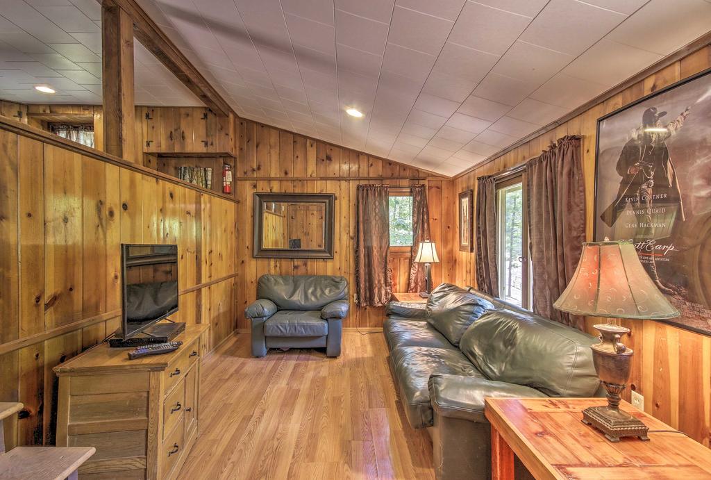 Cabin With Deck & Ranch - 1 Mi To Raystown Lake! - thumb 2