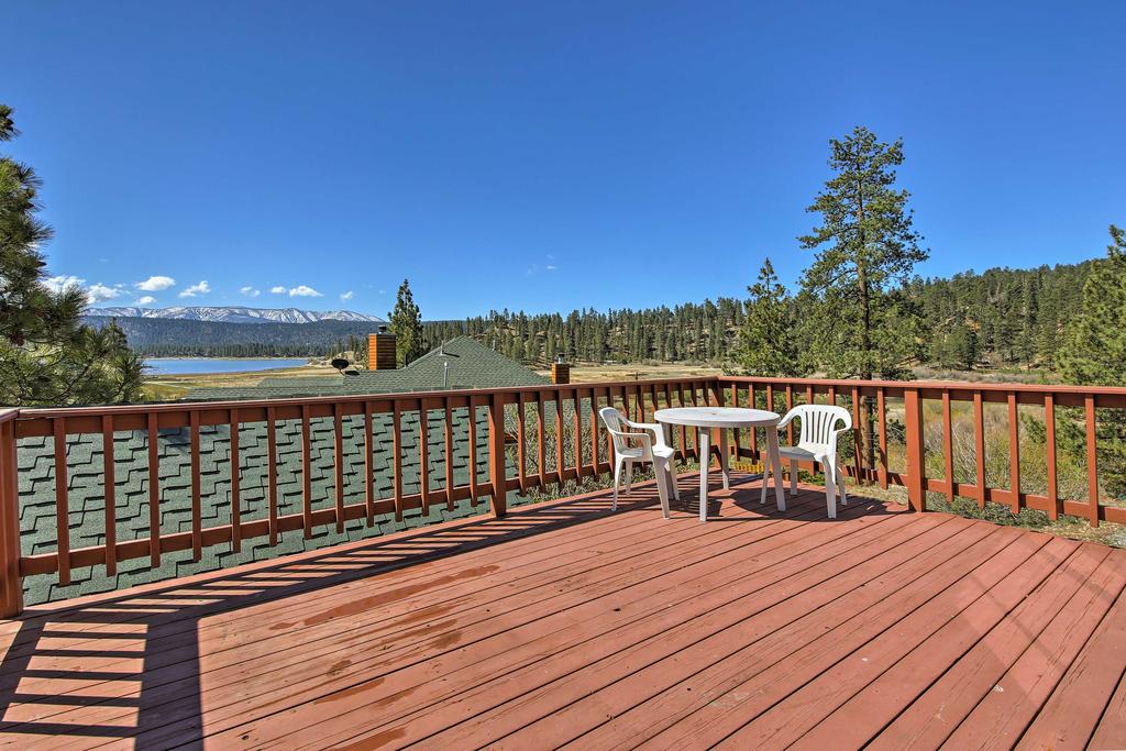 Cabin With Deck & Views Steps From Big Bear Lake - thumb 0