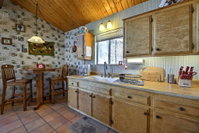 Cabin with Mtn Views  Deck 5 Min To Arrowbear Lake Tourism Bookings