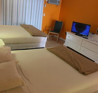 Camelot Waterfront Inn - Tourism Bookings