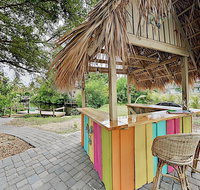 Canal-Front Getaway w/ Lanai Dock  Kayaks home - Hotels Santiago