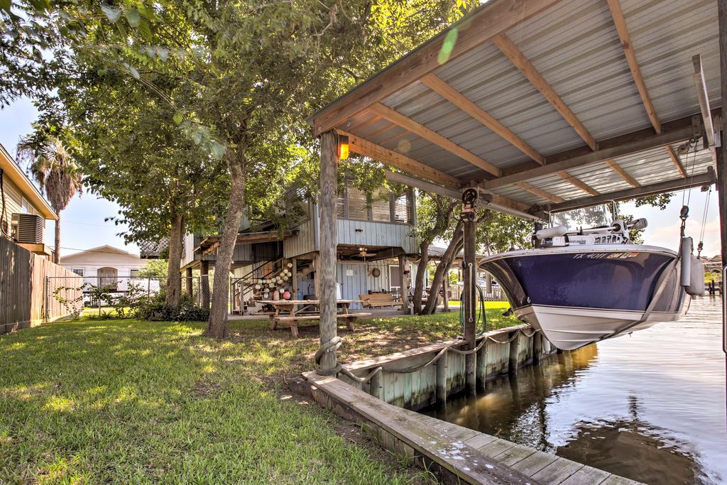 Canalfront San Leon Escape Near Kemah & Galveston! - thumb 0