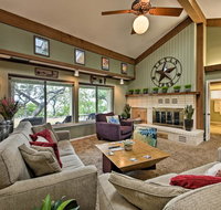 Canyon Lake Home w/Yard- .5 Mi To Boat Launch - Tourism Bookings