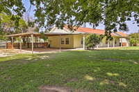 Canyon Lake Home with Hot Tub- Walk to the Guadalupe Tourism Bookings