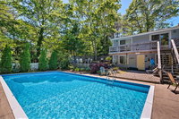 Cape Cod Area Home with Fire Pit Less Than 4 Mi to Beach Tourism Bookings