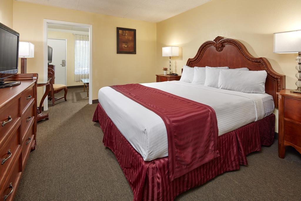 Capri Suites Anaheim - thumb 3