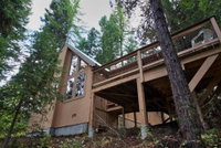 Carlson Cabin - Payette River Views and Access - Fishing - Private Wooded Setting - Pet Friendly Tourism Bookings