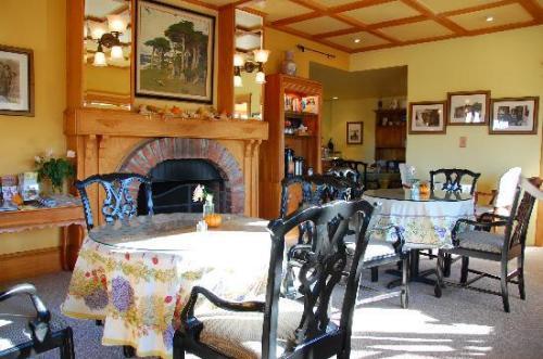 Carmel Wayfarer Inn - thumb 2