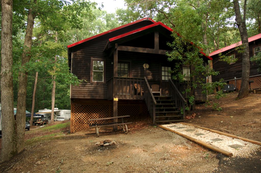 Carolina Landing Camping Resort Luxury Cabin 7 - thumb 0