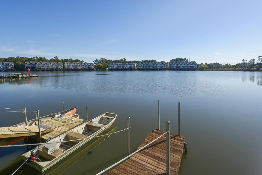 Carolina Waterfront Rentals - Arco Townhouse - thumb 0