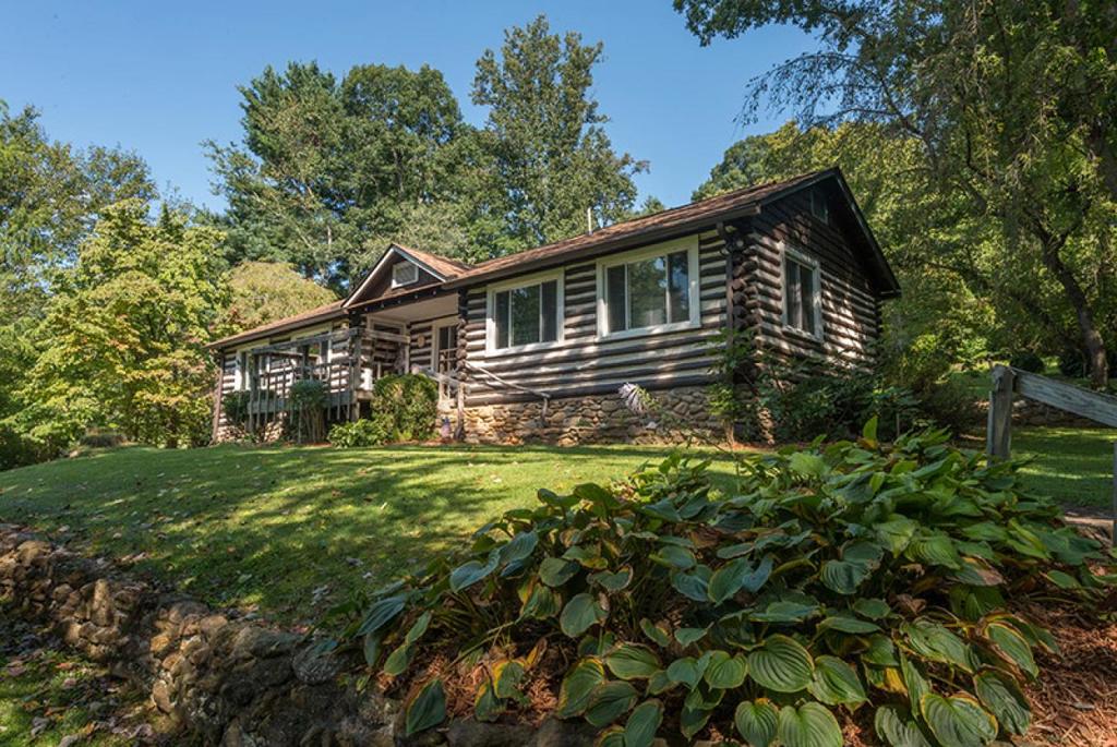 Carrie's Escape - thumb 0