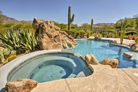 Cave Creek Oasis with Putting Green Spa  Mtn View Hotels Santiago