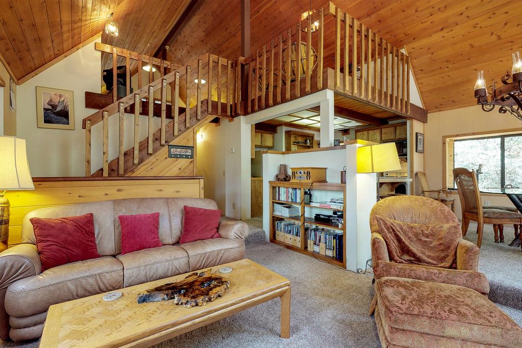 Cedar Creek Cabin - thumb 3