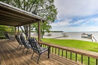 Cedar Creek Lakefront Home with DockGame Room Tourism Bookings
