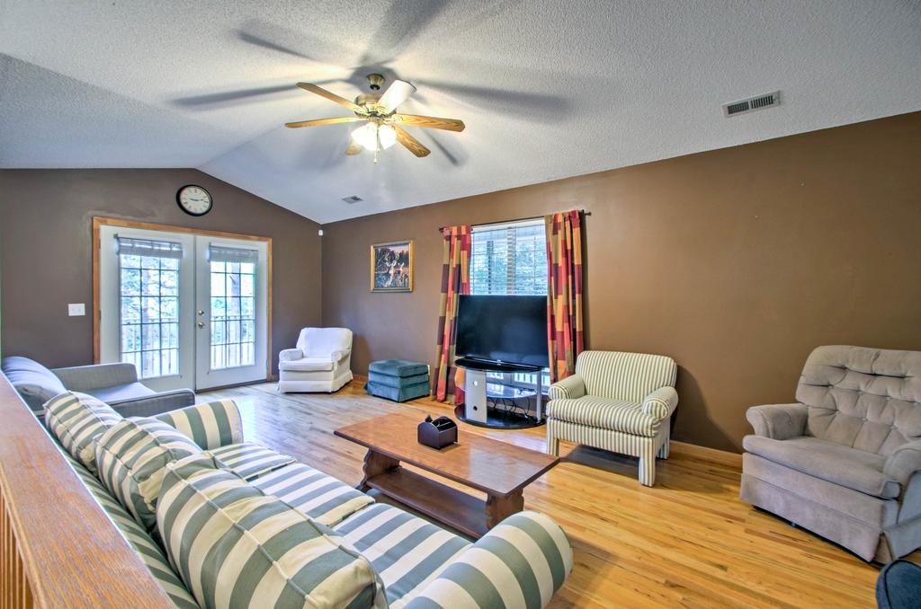 Cedar Mountain House On 12 Acres - Near Trails! - thumb 2