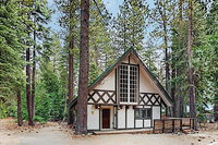 Chalet w/ Hot Tub Boat Launch  Beach Access home Tourism Bookings