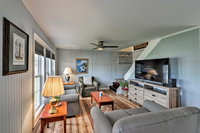 Charming Cottage 0.2 Mile Walk to Atlantic Beach Hotels Santiago