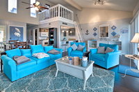 Charming Point Venture Townhome w/ Lake View Tourism Bookings