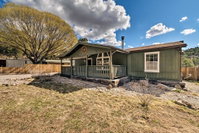 Charming Ruidoso Cabin - 13 Mi to Ski Apache Tourism Bookings
