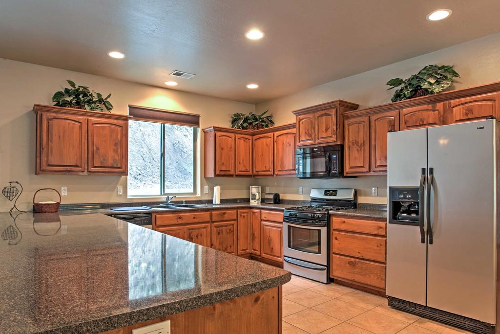 Charming Ruidoso House With Private Hot Tub & Grill! - thumb 2